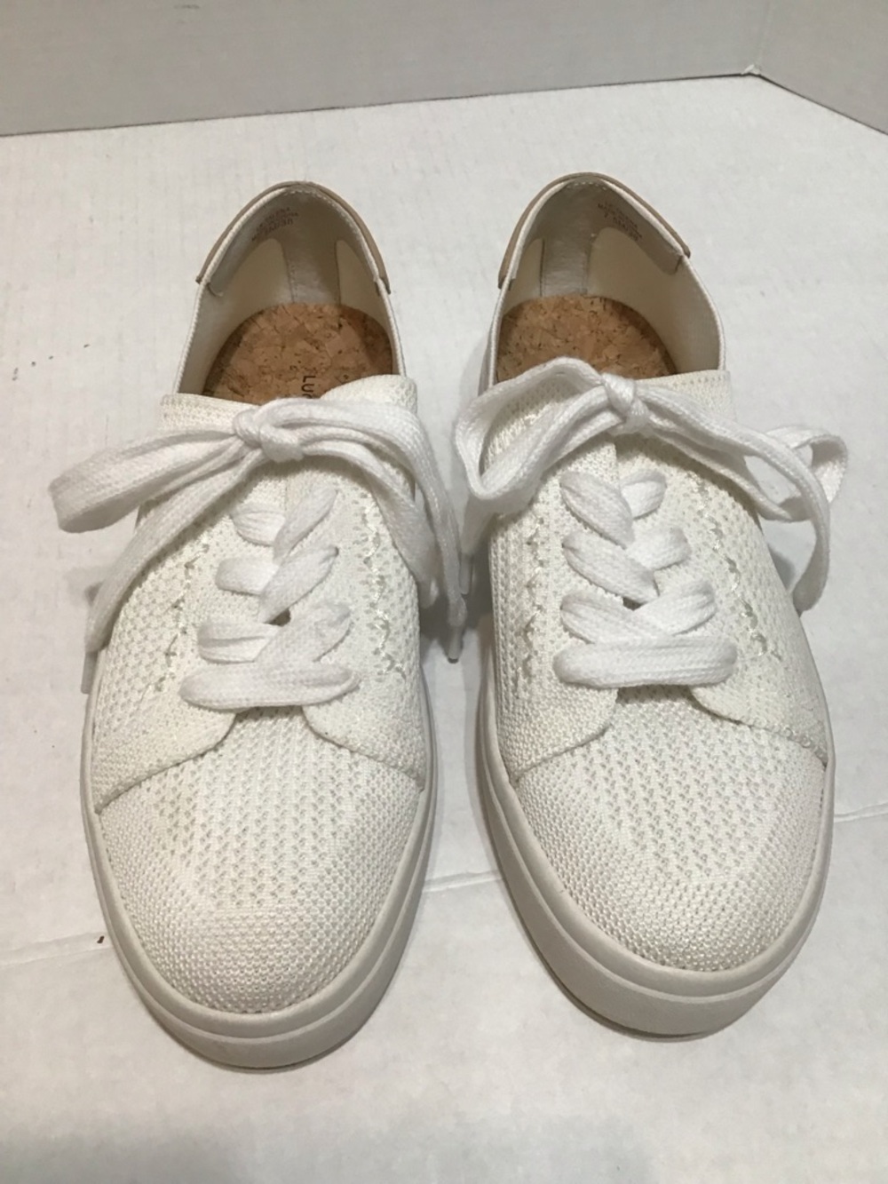 Lucky Brand Talena sneakers size 7 1/2 worn twice